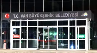 Diyarbakır, Van ve Mardin'in HDP'li Büyükşehir belediye başkanları görevden alındı