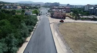 Elazığ Belediyesi yol bakım-onarım ve genişletme çalışmaları sürüyor