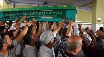 Milletvekili Aydemir'in babası son yolculuğuna uğurlandı