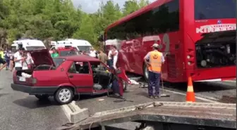 Yolcu otobüsüyle otomobil çarpıştı: 5 yaralı