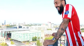 Kostas Mitroglou, yeni takımı PSV'nin formasını giydi