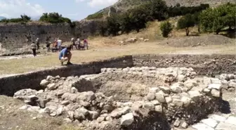 Limyra Antik Kenti'nde 50. yıl kazıları