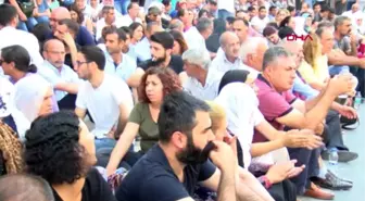 Diyarbakır'da HDP'lilerden oturma eylemi