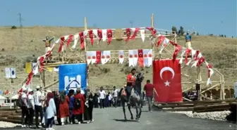 Malazgirt zaferi'nin 948'inci yılı nedeniyle düzenlenen ahlat-avrasya kültür şenlikleri başladı