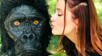 King Kong'la klip çekti