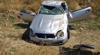 Ankara'da lüks otomobil takla attı: 1 yaralı