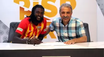 Emmanuel Adebayor Kayserispor'da