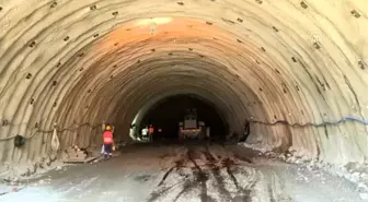 Pirinkayalar Geçidi'ndeki tünelde yıl sonunda ışık görünecek