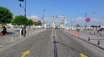 Çanakkale iskelesindeki uzun araç kuyrukları son buldu