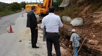 Kavallar Caddesi'nde kanalizasyon çalışması
