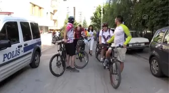 Sağlık için pedalladılar