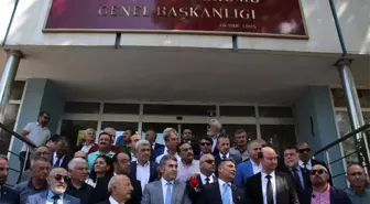 THK'nın önünde genel kurul çağrısı