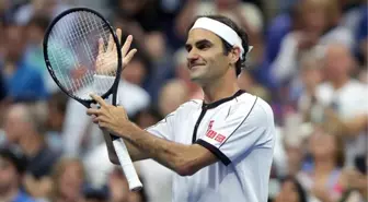 Federer, 100. maçından galibiyetle ayrıldı