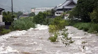 Japonya'da sel felaketinde ölü sayısı 3'e yükseldi