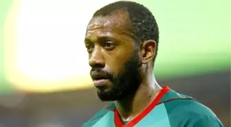 Ve karar verildi! Manuel Fernandes...