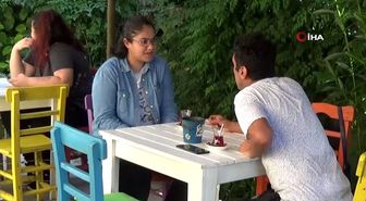 Amatör oyuncular kadına şiddete tepkilerini böyle gösterdi
