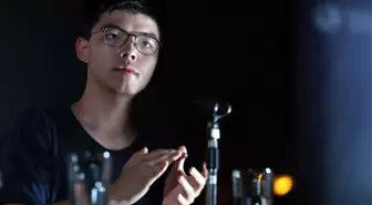 Hong Kong eylemcilerinin lideri gözaltında