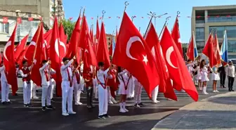 Manisa'nın ilçelerinde 'Zafer Bayramı' kutlamaları