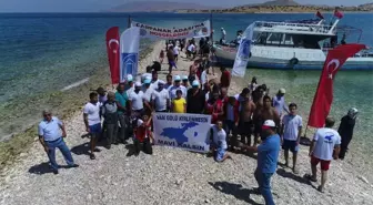 Çarpanak Adası'na antik yoldan su altı yürüyüşü