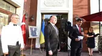 Ukrayna'da 30 ağustos resepsiyonu