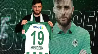 Konyaspor'da çifte imza