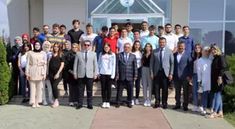 Başkan Doğan üniversiteyi kazanan öğrencileri ağırladı