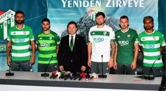 Bursaspor 5 yeni transfer için imza töreni düzenledi