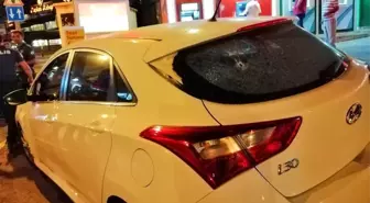 Kovaladıkları otomobile kurşun yağdırdılar: 1'i ağır 3 yaralı