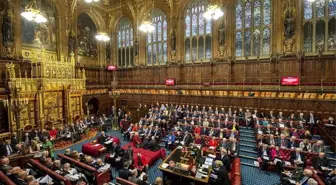 Brexit: Anlaşmasız çıkışı engelleyen ve uzatma sağlayan yasalar Lordlar Kamarası'nda onaylandı