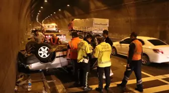 Bolu Dağı Tüneli'nde otomobil takla attı: 2 yaralı