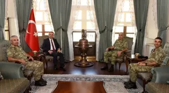 Komutanlardan, Vali Soytürk'e ziyaret