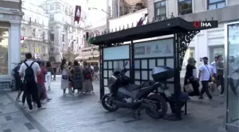 Beyoğlu İstiklal Caddesi'nde genç elektrik mühendisi Halit Ayar'ın bıçaklanarak öldürülmesine...