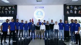 Kağıtspor Erkek Voleybol Takımı'nda imzalar atıld