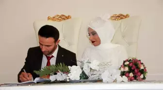 9.9.2019'da 12 çift 'Evet' dedi