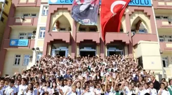 Çanakkale'de 77 bin öğrenci ders başı yaptı