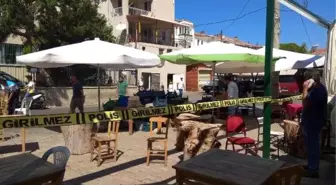 Foça'da kafeterya sahibi silahlı saldırıda yaralandı