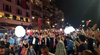 İzmir'de Fener Alayı coşkusu