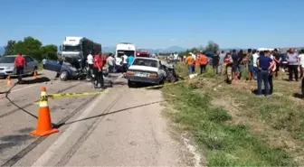 Kadirli'de 3 araç çarpıştı: 1'i çocuk, 3 kişi öldü
