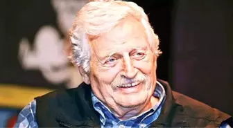 Müşfik Kenter kimdir? Büyük usta 87 yaşında!