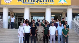 Albay Atasoy öğrencileri yalnız bırakmadı