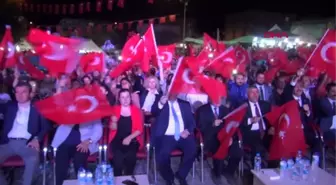 İzmir kınık'ta üretici hasat festivali'nde yorgunluk atıyor