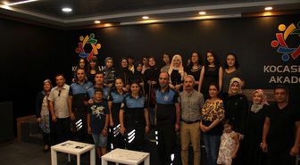 Kayseri Emniyetinden Gençlere Keman Kursu