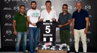 Manisa FK'dan Gazeteciler Cemiyetine forma jesti