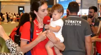 Naz aydemir akyol, hem annelik yaptı, hem de 'milli forma' için savaştı!
