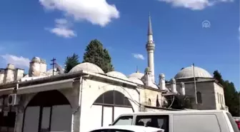 Sokullu'nun yaptırdığı külliyenin kubbe kurşunları çalındı