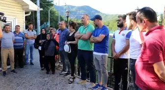 Karabükspor'dan maaşlarını alamayan eski çalışanlar eylem yaptı