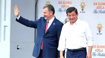 Selçuk Özdağ, kaç vekilin Davutoğlu ile hareket ettiğini açıkladı