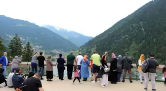 Uzungöllü turizmciler sezondan memnun