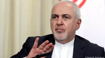 Zarif'ten Bolton'a savaşın baş kışkırtıcısı benzetmesi