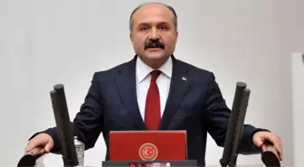 Babacan'ın yeni partisinin Karadeniz yapılanmasını MHP'den ihraç edilen Samsun Milletvekili Erhan Usta üstlendi